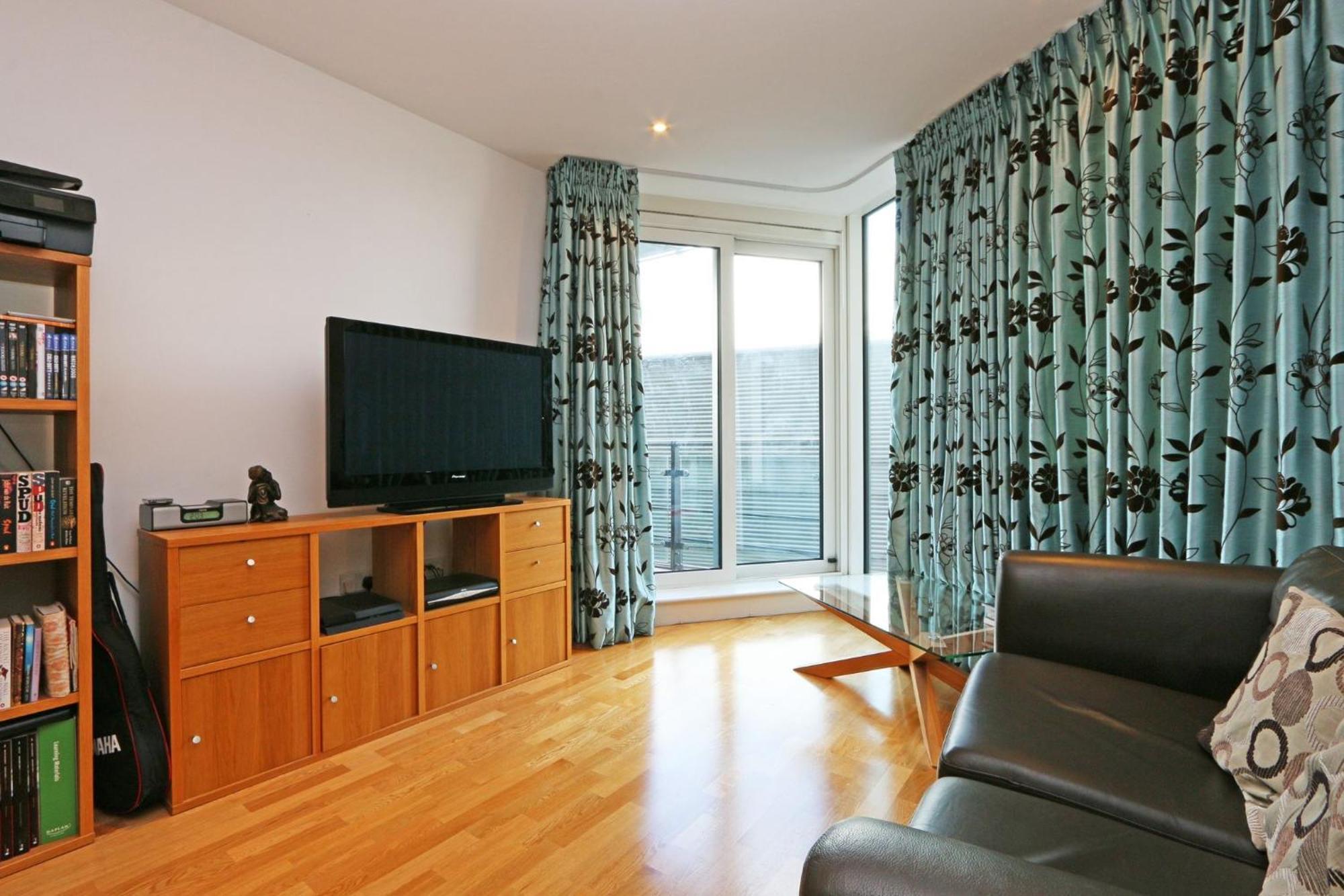 Riverside 1 Bed Apartment Лондон Экстерьер фото